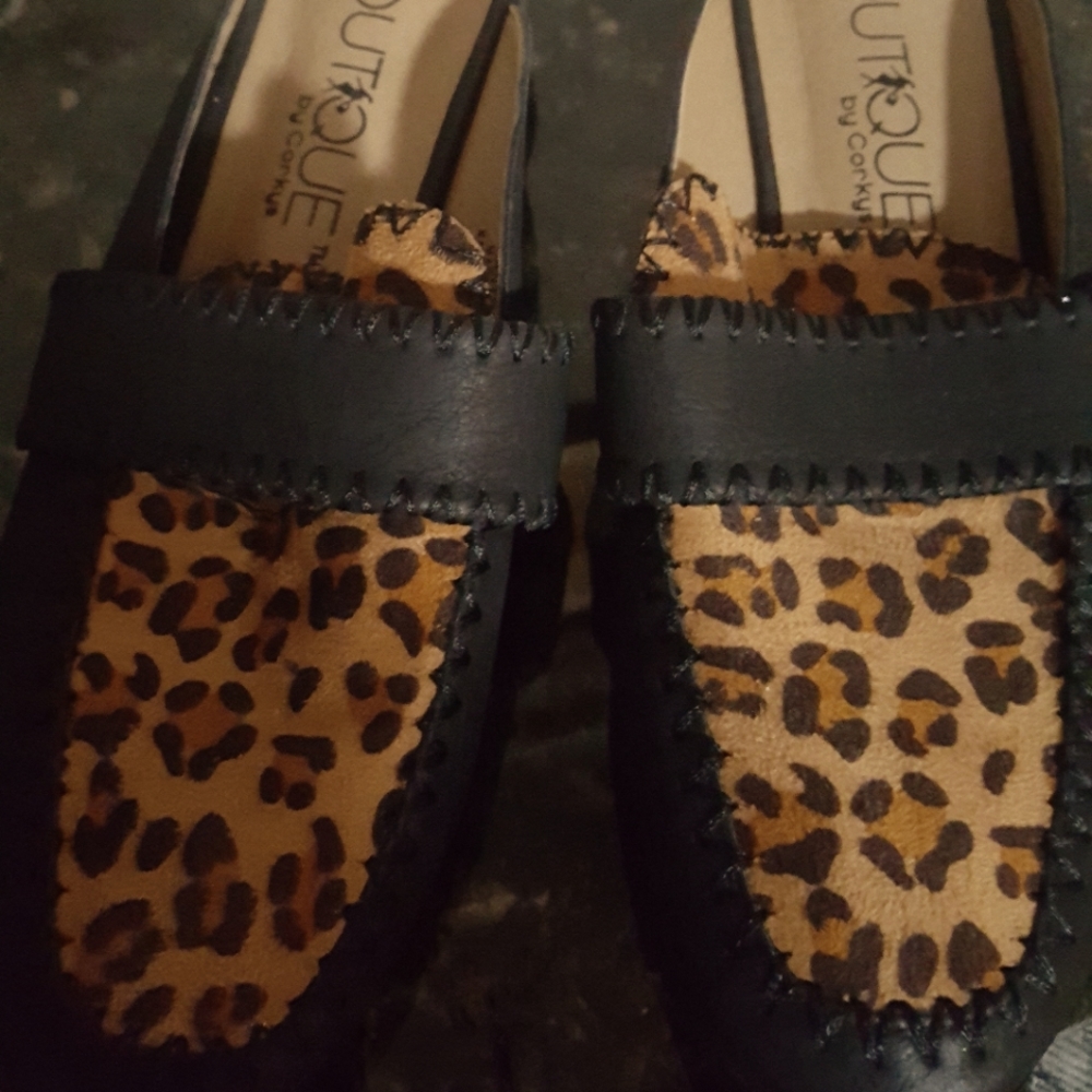 Women Leopard Boutique shoes